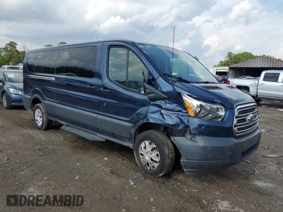 ✅ 2018 Ford Transit Passenger XL • VIN: 1FBZX2YG2JKB39878 • Lot: 54557905. Wystawiony na Copart z przebiegiem 132 974 mil. Bezpłatny archiwum sprzedaży aukcyjnych z USA i szczegółowy raport historii pojazdu na DreamBid. Zdjęcie 4.