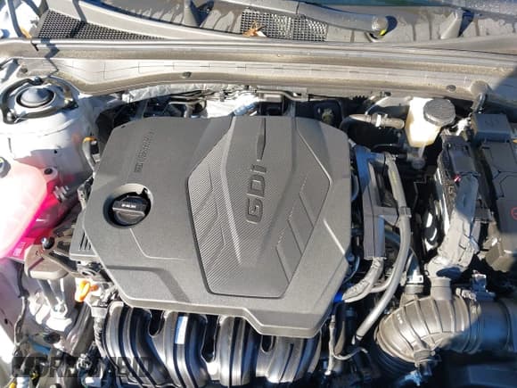 ✅ 2025 Kia K5 GT-Line • VIN: KNAG64J7XS5285017 • Lot: 43224756. Wystawiony na IAAI z przebiegiem 18 225 mil. Bezpłatny archiwum sprzedaży aukcyjnych z USA i szczegółowy raport historii pojazdu na DreamBid. Zdjęcie 10.