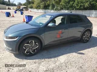 2022 Hyundai Ioniq 5 SE z VIN KM8KMDAF7NU067245, wystawiony jako Copart lot #81505665 z przebiegiem 59 867 mil mil oraz Szkoda całkowita • Salvage title. Historia ofert i sprzedaży dostępna na DreamBid. Obrazek 1.