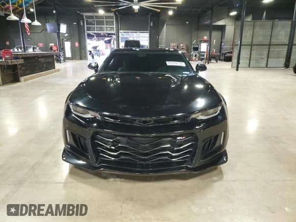 ✅ 2023 Chevrolet Camaro ZL1 • VIN: 1G1FJ1R62P0157102 • Лот: 79703174. Опубликован ранее на Copart с пробегом 12 392 миль. Бесплатный доступ к архиву аукционных продаж из США и подробный отчёт об истории автомобиля на DreamBid. Изображение 2.