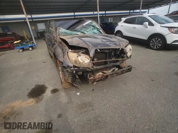 ✅ 2007 Toyota 4Runner SR5 • VIN: JTEBU14R070107955 • Lot: 92075745. Wystawiony na Copart z przebiegiem 150 984 mil. Bezpłatny archiwum sprzedaży aukcyjnych z USA i szczegółowy raport historii pojazdu na DreamBid. Zdjęcie 14.