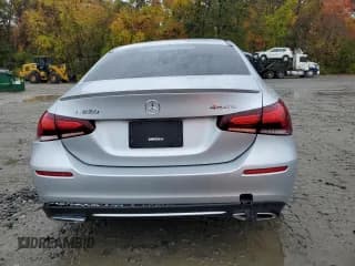 ✅ 2022 Mercedes-Benz A 220 • VIN: W1K3G4FB9NJ365955 • Лот: 86999975. Опубликован ранее на Copart с пробегом 56 295 миль. Бесплатный доступ к архиву аукционных продаж из США и подробный отчёт об истории автомобиля на DreamBid. Изображение 6.