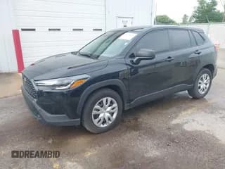 ✅ 2022 Toyota Corolla Cross L • VIN: 7MUAAAAG2NV019971 • Lot: 42676163. Listed on IAAI with 40,440 mi. Free auction sales archive from the USA and detailed vehicle history report at DreamBid. Image 2.