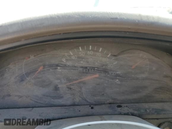 ✅ 1998 Toyota Tacoma • VIN: 4TANL42N2WZ028329 • Lot: 52109165. Wystawiony na Copart z przebiegiem 162 463 mil. Bezpłatny archiwum sprzedaży aukcyjnych z USA i szczegółowy raport historii pojazdu na DreamBid. Zdjęcie 9.