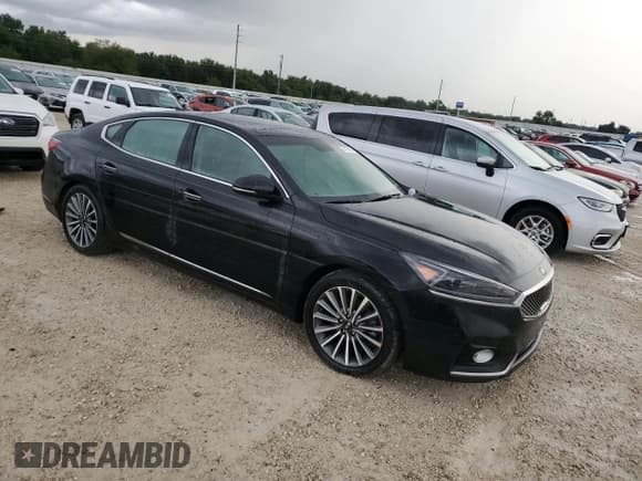 ✅ 2017 Kia Cadenza Premium • VIN: KNALC4J19H5092093 • Lot: 74177624. Wystawiony na Copart z przebiegiem Nie podano. Bezpłatny archiwum sprzedaży aukcyjnych z USA i szczegółowy raport historii pojazdu na DreamBid. Zdjęcie 4.