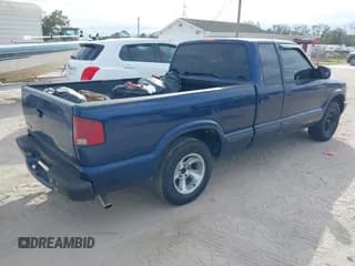 ✅ 2001 Chevrolet S-10 • VIN: 1GCCS195918111564 • Лот: 41360686. Опубликован ранее на IAAI с пробегом Не указан. Бесплатный доступ к архиву аукционных продаж из США и подробный отчёт об истории автомобиля на DreamBid. Изображение 4.