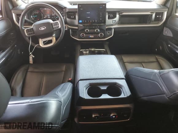 ✅ 2024 Ford Expedition Max XLT • VIN: 1FMJK1J84REA33121 • Лот: 65459075. Опубликован ранее на Copart с пробегом 53 978 миль. Бесплатный доступ к архиву аукционных продаж из США и подробный отчёт об истории автомобиля на DreamBid. Изображение 8.