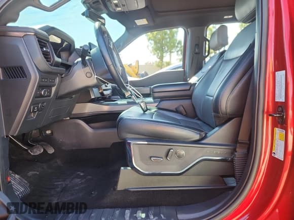 ✅ 2022 Ford F-150 Lightning Pro • VIN: 1FT6W1EV5NWG11276 • Lot: 80348385. Listed on Copart with 65,716 mi. Free auction sales archive from the USA and detailed vehicle history report at DreamBid. Image 7.