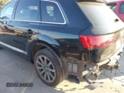 ✅ 2018 Audi Q7 Prestige • VIN: WA1VAAF7XJD054164 • Lot: 43181701. Wystawiony na IAAI z przebiegiem 205 461 mil. Bezpłatny archiwum sprzedaży aukcyjnych z USA i szczegółowy raport historii pojazdu na DreamBid. Zdjęcie 18.
