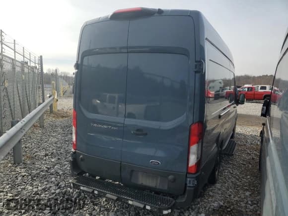 ✅ 2020 Ford Transit Cargo • VIN: 1FTBR3X87LKB28188 • Лот: 88922255. Опубликован ранее на Copart с пробегом 30 838 миль. Бесплатный доступ к архиву аукционных продаж из США и подробный отчёт об истории автомобиля на DreamBid. Изображение 4.