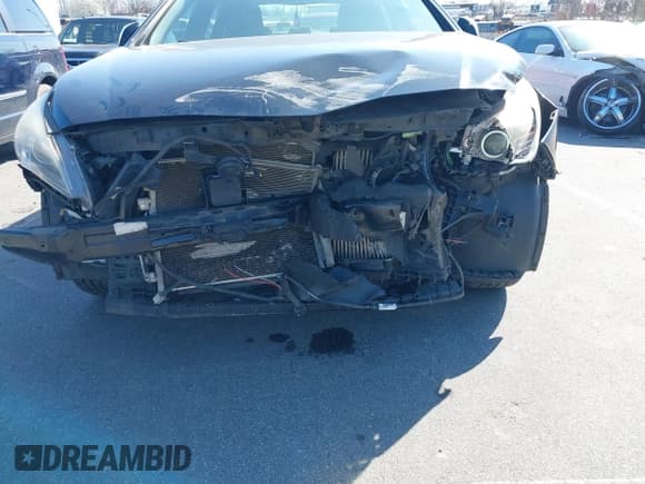 ✅ 2015 Hyundai Sonata Limited • VIN: 5NPE34AB0FH259278 • Лот: 41775820. Опубликован ранее на IAAI с пробегом 146 681 миль. Бесплатный доступ к архиву аукционных продаж из США и подробный отчёт об истории автомобиля на DreamBid. Изображение 6.