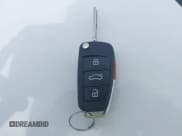 ✅ 2016 Audi Q3 Premium Plus • VIN: WA1BFCFS4GR000147 • Lot: 42689917. Wystawiony na IAAI z przebiegiem 83 429 mil. Bezpłatny archiwum sprzedaży aukcyjnych z USA i szczegółowy raport historii pojazdu na DreamBid. Zdjęcie 11.