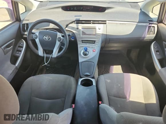 ✅ 2015 Toyota Prius Advanced • VIN: JTDKN3DP8F3072705 • Lot: 66769175. Listed on Copart with 162,514 mi. Free auction sales archive from the USA and detailed vehicle history report at DreamBid. Image 8.