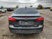 ✅ 2018 Ford Focus SE • VIN: 1FADP3FE9JL270576 • Lot: 86282885. Wystawiony na Copart z przebiegiem 89 128 mil. Bezpłatny archiwum sprzedaży aukcyjnych z USA i szczegółowy raport historii pojazdu na DreamBid. Zdjęcie 6.