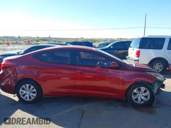 ✅ 2016 Hyundai Elantra SE • VIN: 5NPDH4AE7GH789059 • Lot: 43471544. Wystawiony na IAAI z przebiegiem 187 428 mil. Bezpłatny archiwum sprzedaży aukcyjnych z USA i szczegółowy raport historii pojazdu na DreamBid. Zdjęcie 13.