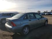 ✅ 2003 Ford Focus SE • VIN: 1FAFP34P13W168431 • Lot: 91883255. Listed on Copart with 114,174 mi. Free auction sales archive from the USA and detailed vehicle history report at DreamBid. Image 3.