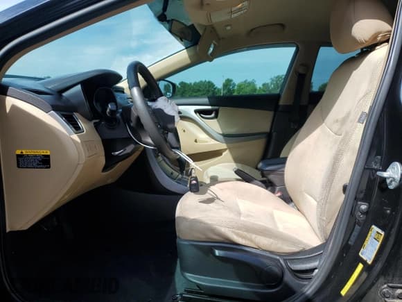 ✅ 2013 Hyundai Elantra GLS • VIN: 5NPDH4AE4DH283149 • Lot: 63672065. Listed on Copart with 179,417 mi. Free auction sales archive from the USA and detailed vehicle history report at DreamBid. Image 7.