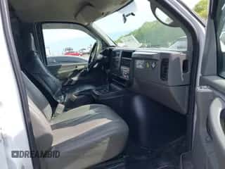 2006 Chevrolet City Express Cargo с VIN 1GCHG352X61171450, выставлен на аукционе IAAI как лот 42258573 с пробегом 171 657 миль миль и . История ставок и продаж доступна на DreamBid. Изображение 5.