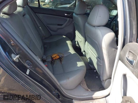 ✅ 2008 Acura TSX • VIN: JH4CL96818C002631 • Lot: 42576499. Listed on IAAI with 276,658 mi. Free auction sales archive from the USA and detailed vehicle history report at DreamBid. Image 8.