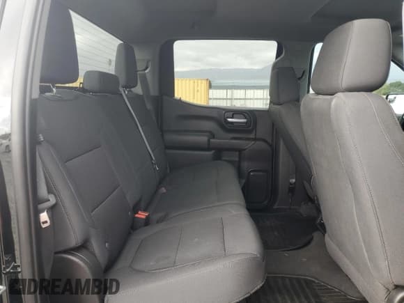 ✅ 2022 Chevrolet Silverado 1500 Custom • VIN: 3GCPYBEK3NG196662 • Lot: 49281805. Wystawiony na Copart z przebiegiem 41 768 mil. Bezpłatny archiwum sprzedaży aukcyjnych z USA i szczegółowy raport historii pojazdu na DreamBid. Zdjęcie 10.