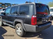 ✅ 2010 Jeep Commander Sport • VIN: 1J4RH4GK9AC147040 • Lot: 50760405. Wystawiony na Copart z przebiegiem 89 213 mil. Bezpłatny archiwum sprzedaży aukcyjnych z USA i szczegółowy raport historii pojazdu na DreamBid. Zdjęcie 3.