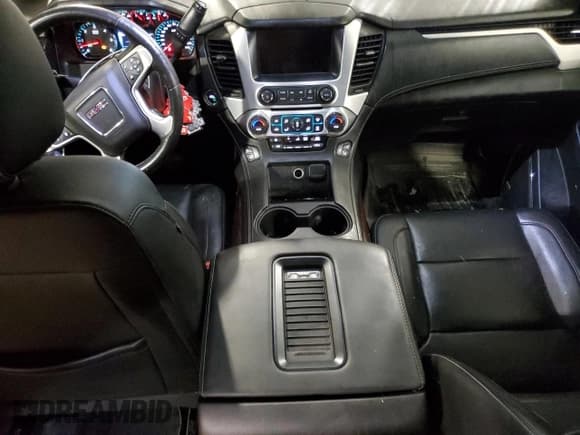 ✅ 2017 GMC Yukon XL SLT • VIN: 1GKS2GKC9HR110902 • Lot: 64980105. Listed on Copart with 139,696 mi. Free auction sales archive from the USA and detailed vehicle history report at DreamBid. Image 8.