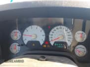 ✅ 2007 Dodge 1500 SLT • VIN: 1D7HA18217S273657 • Lot: 43549018. Wystawiony na IAAI z przebiegiem 148 429 mil. Bezpłatny archiwum sprzedaży aukcyjnych z USA i szczegółowy raport historii pojazdu na DreamBid. Zdjęcie 7.