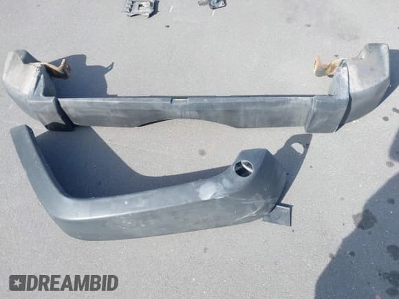 ✅ 2013 Jeep Wrangler Sport • VIN: 1C4AJWAG6DL635180 • Lot: 43670749. Listed on IAAI with 119,761 mi. Free auction sales archive from the USA and detailed vehicle history report at DreamBid. Image 12.