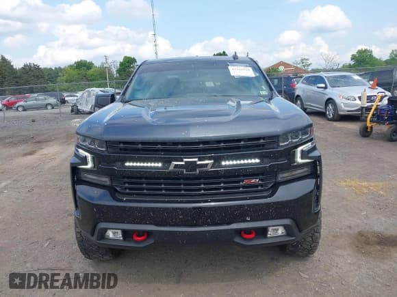 ✅ 2022 Chevrolet Silverado 1500 LT Trail Boss • VIN: 1GCPYFED8NZ149555 • Lot: 42168228. Wystawiony na IAAI z przebiegiem 59 653 mil. Bezpłatny archiwum sprzedaży aukcyjnych z USA i szczegółowy raport historii pojazdu na DreamBid. Zdjęcie 12.