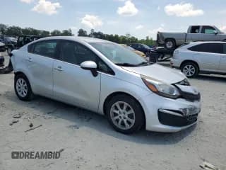 ✅ 2017 Kia Rio LX • VIN: KNADM4A3XH6098739 • Lot: 61633695. Wystawiony na Copart z przebiegiem 111 073 mil. Bezpłatny archiwum sprzedaży aukcyjnych z USA i szczegółowy raport historii pojazdu na DreamBid. Zdjęcie 4.