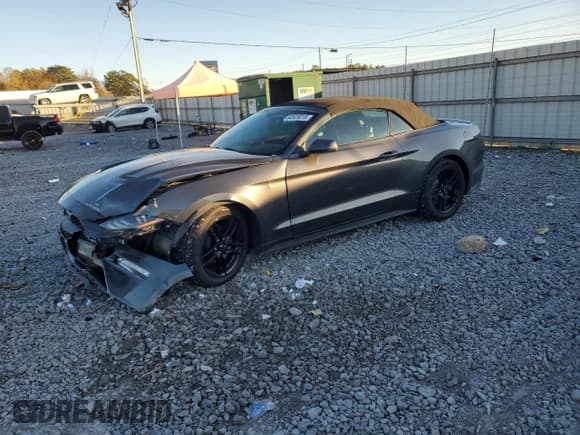 ✅ 2020 Ford Mustang EcoBoost Premium • VIN: 1FATP8UH8L5184737 • Лот: 92629315. Опубликован ранее на Copart с пробегом 83 315 миль. Бесплатный доступ к архиву аукционных продаж из США и подробный отчёт об истории автомобиля на DreamBid. Изображение 1.