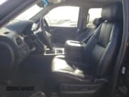 ✅ 2013 Chevrolet Suburban LT • VIN: 1GNSKJE7XDR310888 • Lot: 80270534. Wystawiony na Copart z przebiegiem 214 342 mil. Bezpłatny archiwum sprzedaży aukcyjnych z USA i szczegółowy raport historii pojazdu na DreamBid. Zdjęcie 7.