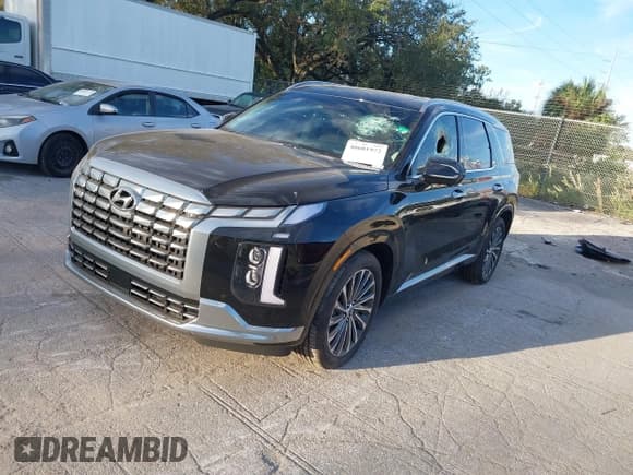✅ 2024 Hyundai Palisade Calligraphy • VIN: KM8R7DGE8RU698516 • Лот: 40601972. Опубликован ранее на IAAI с пробегом 8 238 миль. Бесплатный доступ к архиву аукционных продаж из США и подробный отчёт об истории автомобиля на DreamBid. Изображение 17.