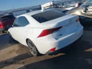✅ 2018 Lexus IS 300 • VIN: JTHBA1D21J5082475 • Лот: 43330655. Опубликован ранее на IAAI с пробегом 88 524 миль. Бесплатный доступ к архиву аукционных продаж из США и подробный отчёт об истории автомобиля на DreamBid. Изображение 3.