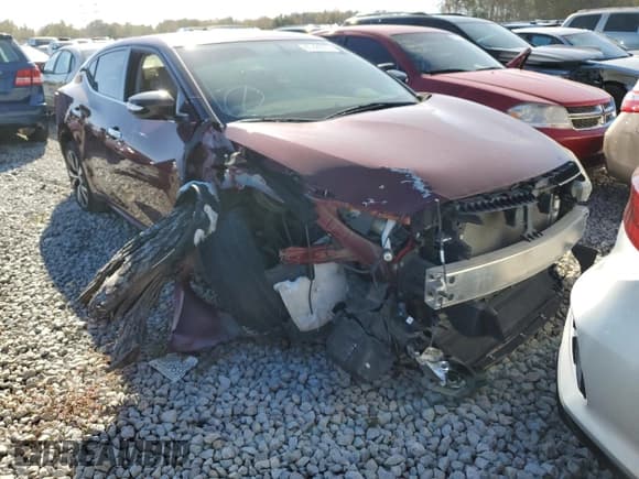 ✅ 2017 Nissan Maxima SR • VIN: 1N4AA6APXHC365530 • Lot: 71841804. Listed on Copart with 102,064 mi. Free auction sales archive from the USA and detailed vehicle history report at DreamBid. Image 9.