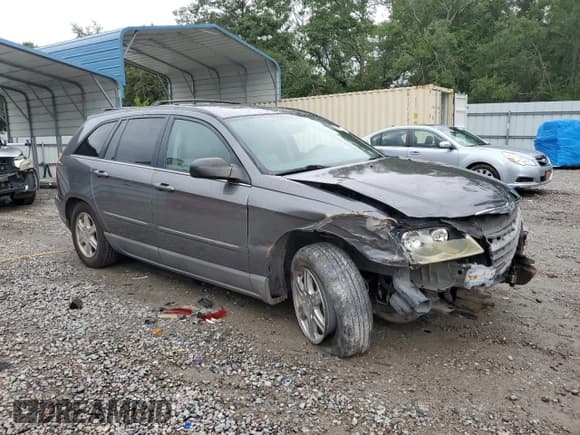 ✅ 2004 Chrysler Pacifica • VIN: 2C8GM68494R532256 • Лот: 67419375. Опубликован ранее на Copart с пробегом 284 375 миль. Бесплатный доступ к архиву аукционных продаж из США и подробный отчёт об истории автомобиля на DreamBid. Изображение 4.