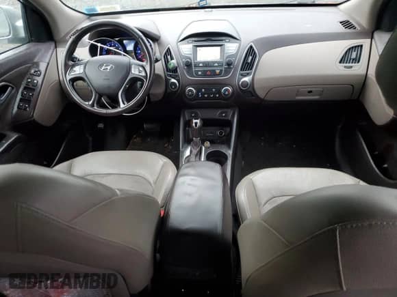 2014 Hyundai Tucson SE z VIN KM8JU3AG5EU871347, wystawiony jako Copart lot #69580135 z przebiegiem 131 350 mil mil oraz Czysty tytuł • Clean title. Historia ofert i sprzedaży dostępna na DreamBid. Obrazek 8.