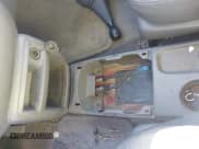 ✅ 2001 Ford Escape XLS Value • VIN: 1FMYU02B51KE85887 • Лот: 43350895. Опубликован ранее на IAAI с пробегом 187 324 миль. Бесплатный доступ к архиву аукционных продаж из США и подробный отчёт об истории автомобиля на DreamBid. Изображение 6.