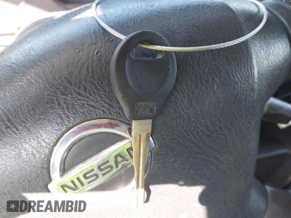 ✅ 2002 Nissan Frontier XE • VIN: 1N6DD26S12C342923 • Lot: 43261158. Listed on IAAI with 210,511 mi. Free auction sales archive from the USA and detailed vehicle history report at DreamBid. Image 11.