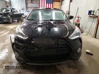 ✅ 2013 Hyundai Veloster Turbo • VIN: KMHTC6AE9DU180882 • Lot: 77001704. Wystawiony na Copart z przebiegiem 120 789 mil. Bezpłatny archiwum sprzedaży aukcyjnych z USA i szczegółowy raport historii pojazdu na DreamBid. Zdjęcie 5.