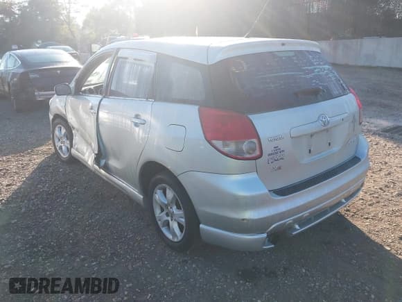 ✅ 2003 Toyota Matrix XR • VIN: 2T1KR32E13C099088 • Lot: 43351445. Wystawiony na IAAI z przebiegiem 200 831 mil. Bezpłatny archiwum sprzedaży aukcyjnych z USA i szczegółowy raport historii pojazdu na DreamBid. Zdjęcie 3.