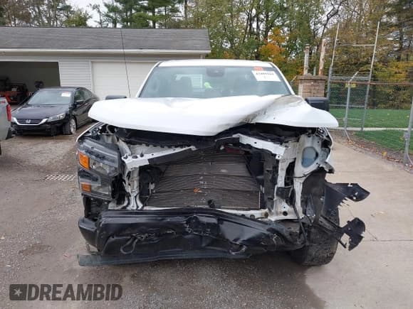 ✅ 2023 Chevrolet Silverado 1500 Work Truck • VIN: 3GCUDAEDXPG301324 • Lot: 43488164. Wystawiony na IAAI z przebiegiem 29 853 mil. Bezpłatny archiwum sprzedaży aukcyjnych z USA i szczegółowy raport historii pojazdu na DreamBid. Zdjęcie 13.