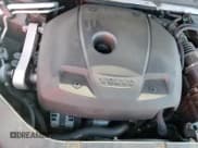 ✅ 2018 Volvo XC60 Inscription • VIN: YV4A22RL7J1025770 • Lot: 87261585. Listed on Copart with 111,625 mi. Free auction sales archive from the USA and detailed vehicle history report at DreamBid. Image 14.