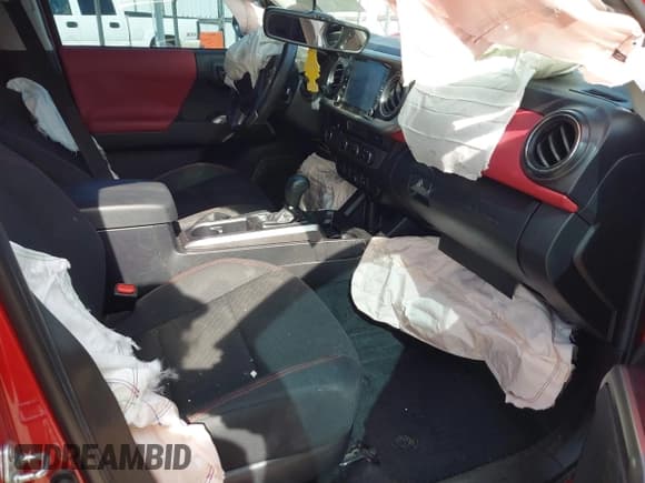 ✅ 2023 Toyota Tacoma SR5 • VIN: 3TYAZ5CN4PT038597 • Лот: 43353967. Опубликован ранее на IAAI с пробегом 62 258 миль. Бесплатный доступ к архиву аукционных продаж из США и подробный отчёт об истории автомобиля на DreamBid. Изображение 5.