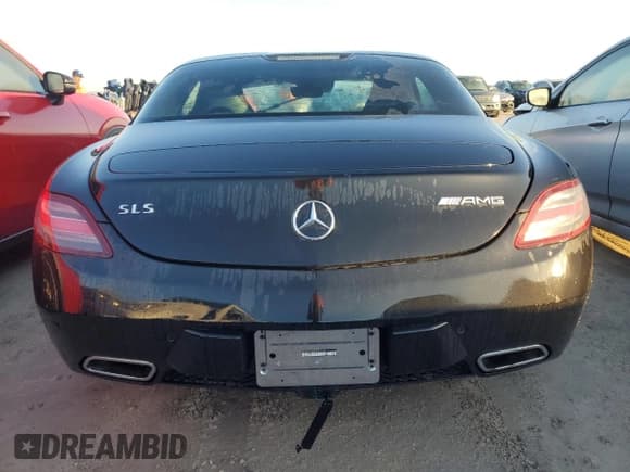 ✅ 2011 Mercedes-Benz SLS AMG SLS AMG • VIN: WDDRJ7HA6BA002512 • Лот: 72158674. Опубликован ранее на Copart с пробегом Не указан. Бесплатный доступ к архиву аукционных продаж из США и подробный отчёт об истории автомобиля на DreamBid. Изображение 6.