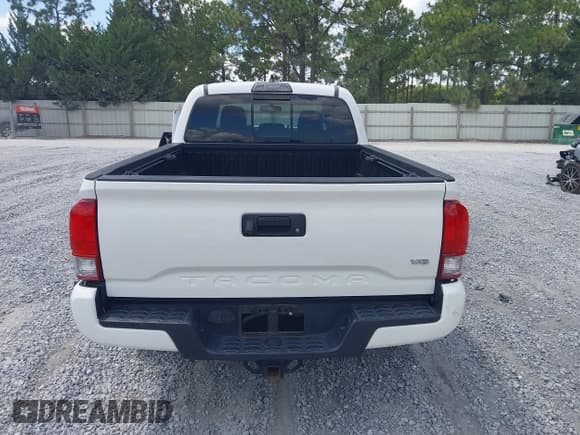 ✅ 2017 Toyota Tacoma SR5 • VIN: 3TMBZ5DNXHM006172 • Lot: 43084480. Listed on IAAI with 141,669 mi. Free auction sales archive from the USA and detailed vehicle history report at DreamBid. Image 17.