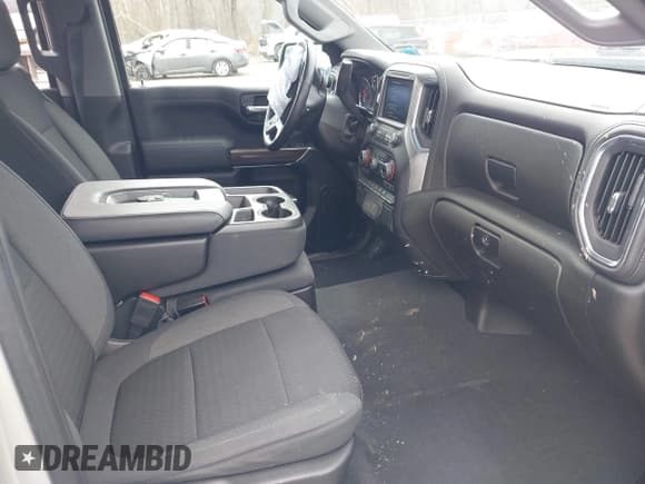 ✅ 2021 Chevrolet Silverado 1500 LT • VIN: 1GCRYJEK7MZ375353 • Lot: 42048615. Wystawiony na IAAI z przebiegiem 54 856 mil. Bezpłatny archiwum sprzedaży aukcyjnych z USA i szczegółowy raport historii pojazdu na DreamBid. Zdjęcie 5.