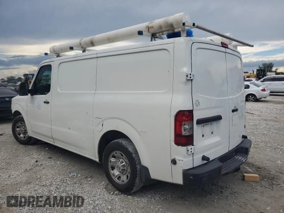 ✅ 2015 Nissan NV SV • VIN: 1N6BF0KL6FN808070 • Lot: 86341845. Listed on Copart with 169,434 mi. Free auction sales archive from the USA and detailed vehicle history report at DreamBid. Image 2.