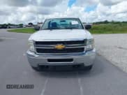 ✅ 2013 Chevrolet Silverado 2500HD Work Truck • VIN: 1GC0CVCG7DF156942 • Lot: 42725390. Wystawiony na IAAI z przebiegiem 177 154 mil. Bezpłatny archiwum sprzedaży aukcyjnych z USA i szczegółowy raport historii pojazdu na DreamBid. Zdjęcie 12.