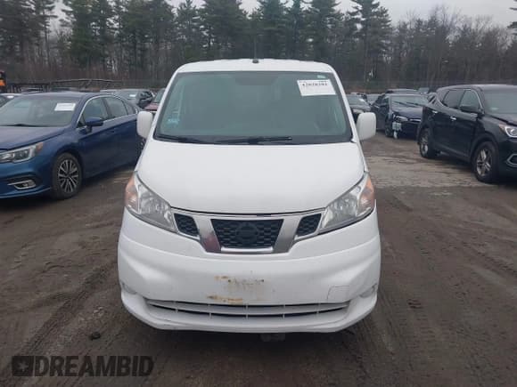 ✅ 2018 Nissan NV200 S • VIN: 3N6CM0KN9JK698433 • Лот: 42028281. Опубликован ранее на IAAI с пробегом 309 905 миль. Бесплатный доступ к архиву аукционных продаж из США и подробный отчёт об истории автомобиля на DreamBid. Изображение 12.
